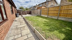 Photo 21- click for photo gallery